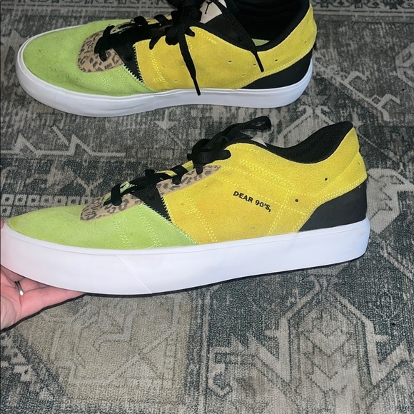 Jordan men’s Dear 90’s Yellow and Green suede Sneakers size 12 - Picture 3 of 9
